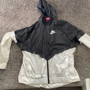 Nike Women’s Windbreaker